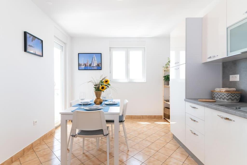 Cozy Apartment "Iskra" - 3 Bedrooms Zadar Exterior photo